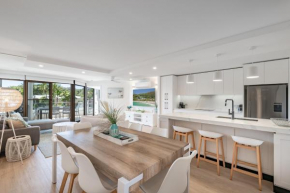 Peaceful riverside living, Noosa Heads